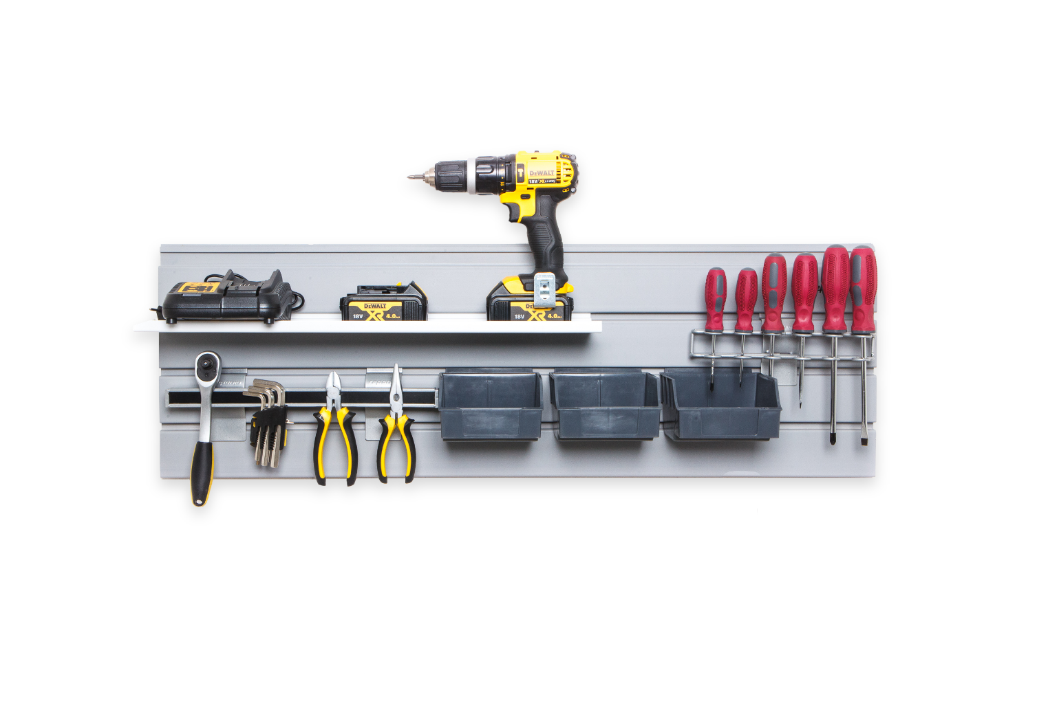 Direkt für Ihre <br />Bedürfnisse <br /> entworfenes<br />Wand-Ablagesystem.